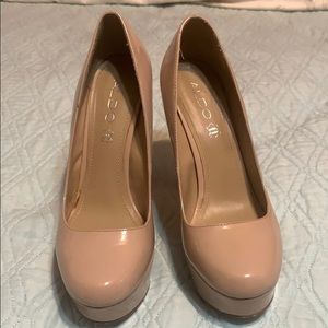 Patent Nude Platforms // ALDO // US 7.5 EUR 38